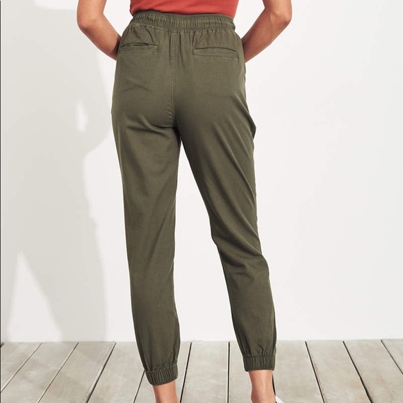 NWT - Hollister Ultra High Rise woven joggers - Picture 8 of 9